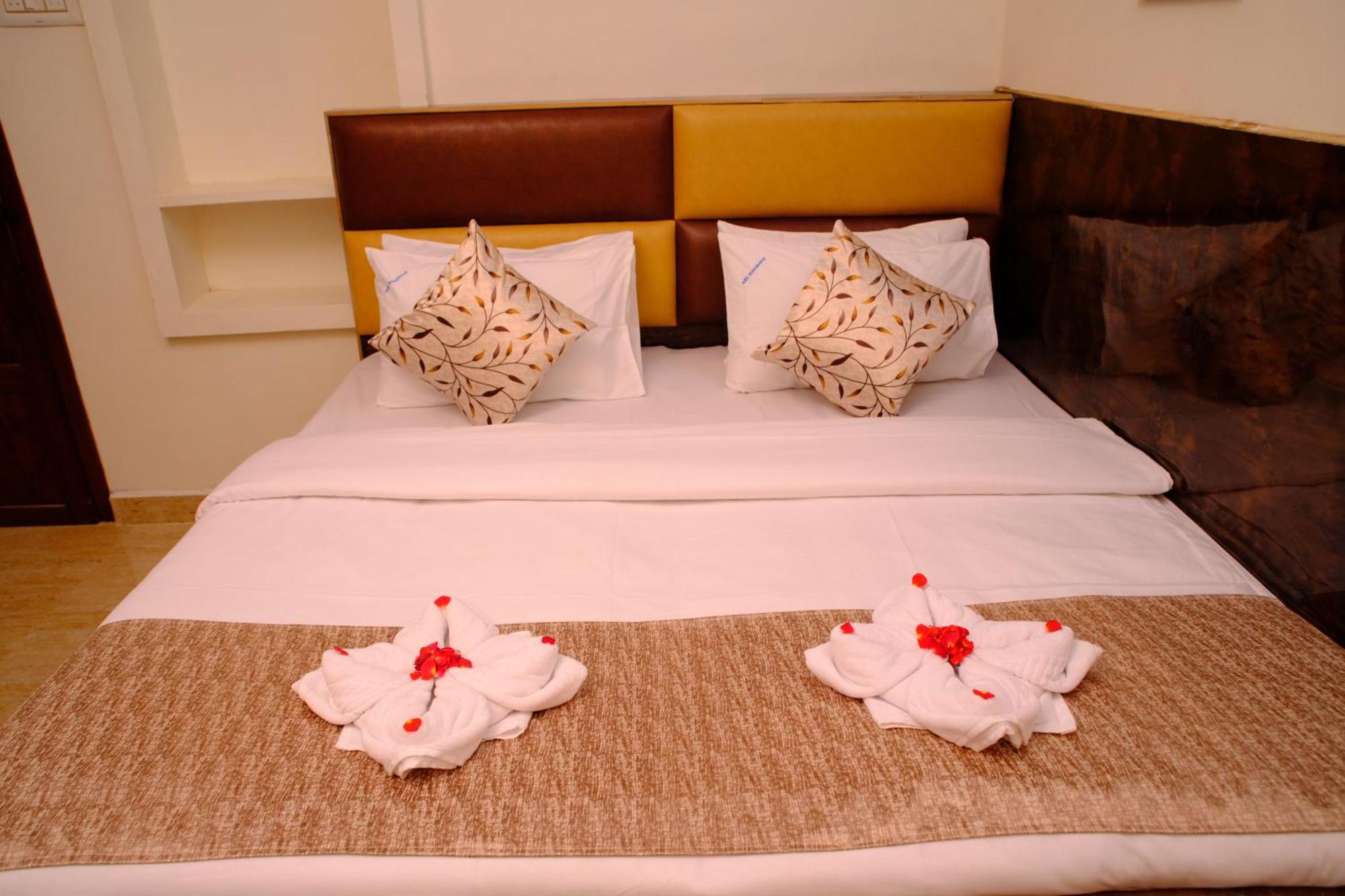 Anl Residency Hotel 4*